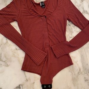 Women’s Windsor bodysuit dark terra-cotta